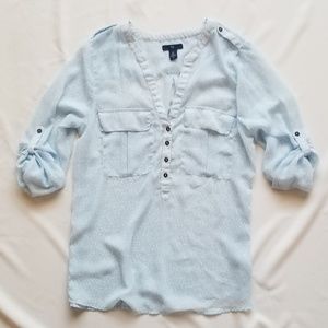 💜 5 for $25! Gap Sky Blue Blouse